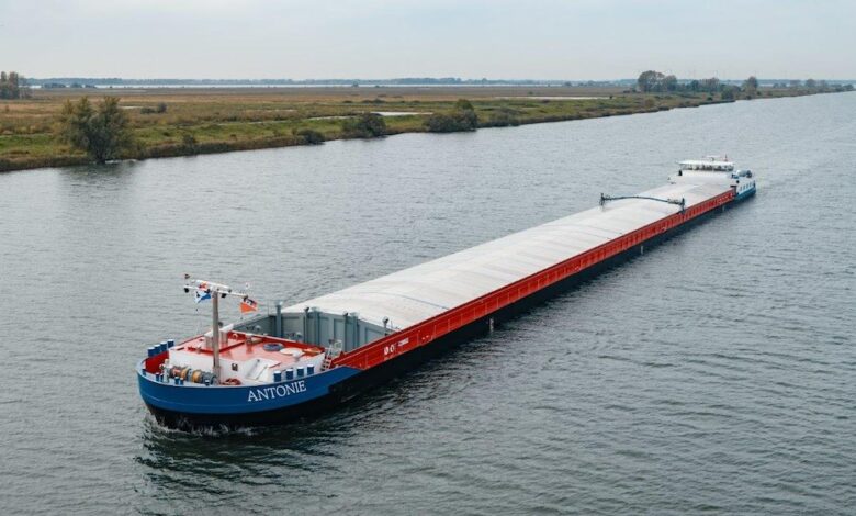 World’s first newbuild hydrogen-powered inland shipping vessel now in operation