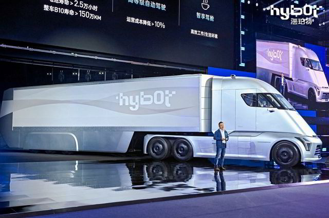 Chinese start-up unveils world's first gaseous-hydrogen truck with 1,000km range