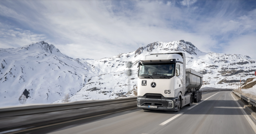 Next Generation Fuel Cell Truck: Daimler Truck Tests First Prototypes in the Swiss Alps