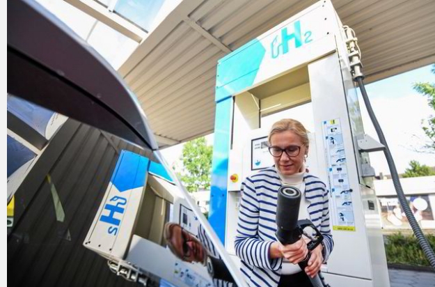 EU body calls for more subsidies for hydrogen vehicles to help them compete against battery EVs