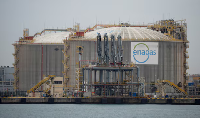 Spain's Enagas sells US asset to finance green hydrogen plans