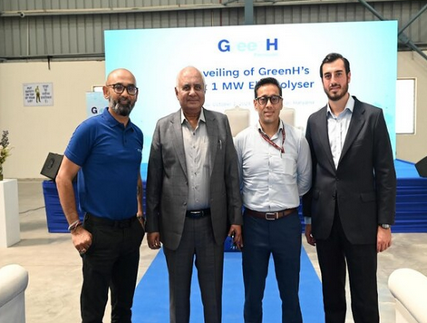 GreenH Electrolysis Launches 1 MW PEM Electrolyser for Indias First Hydrogen Train