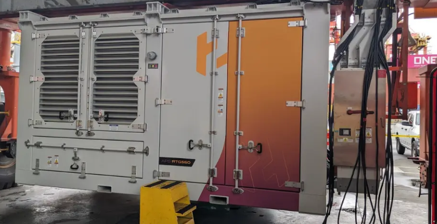 Vancouver’s Green Revolution: World’s First Hydrogen-Powered Crane Leads Global Maritime Shift