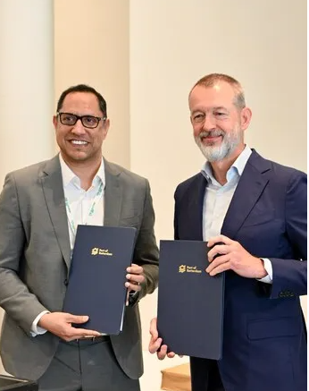 AM Green Partners with Rotterdam to Export 1 Million Tons of Green Fuels Annually
