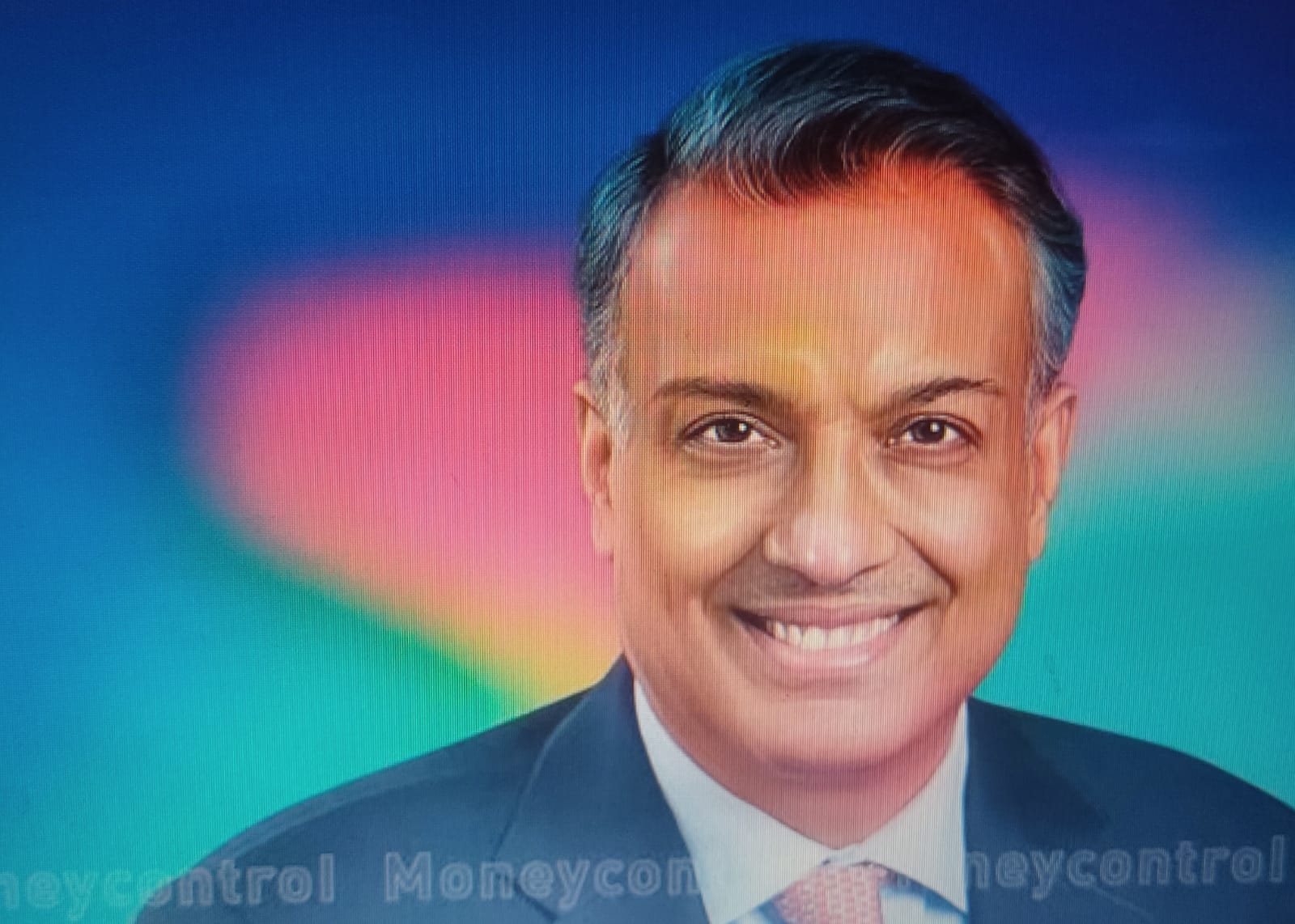 MC Exclusive | ReNew to take up green hydrogen projects in India first, overseas plans may have to wait: Sumant Sinha