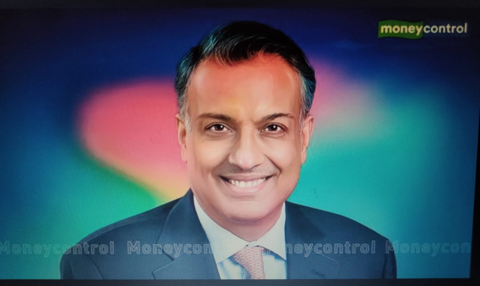 MC Exclusive | ReNew to take up green hydrogen projects in India first, overseas plans may have to wait: Sumant Sinha